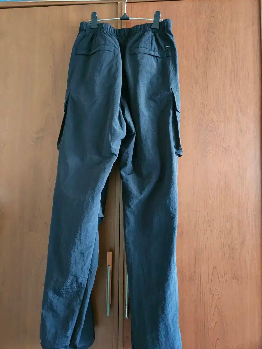 カバーナット ナイロントレーニングカーゴパンツ