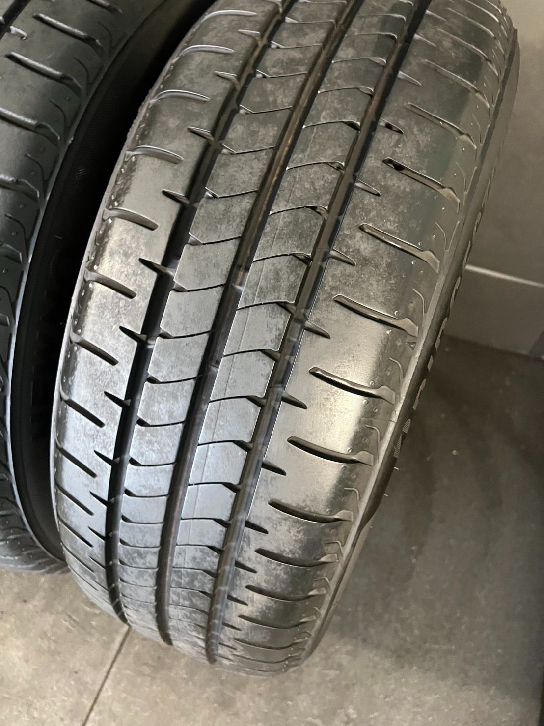 185/55R15 82V <br>ブリヂストン ニューノ <br>（BRIDGESTONE