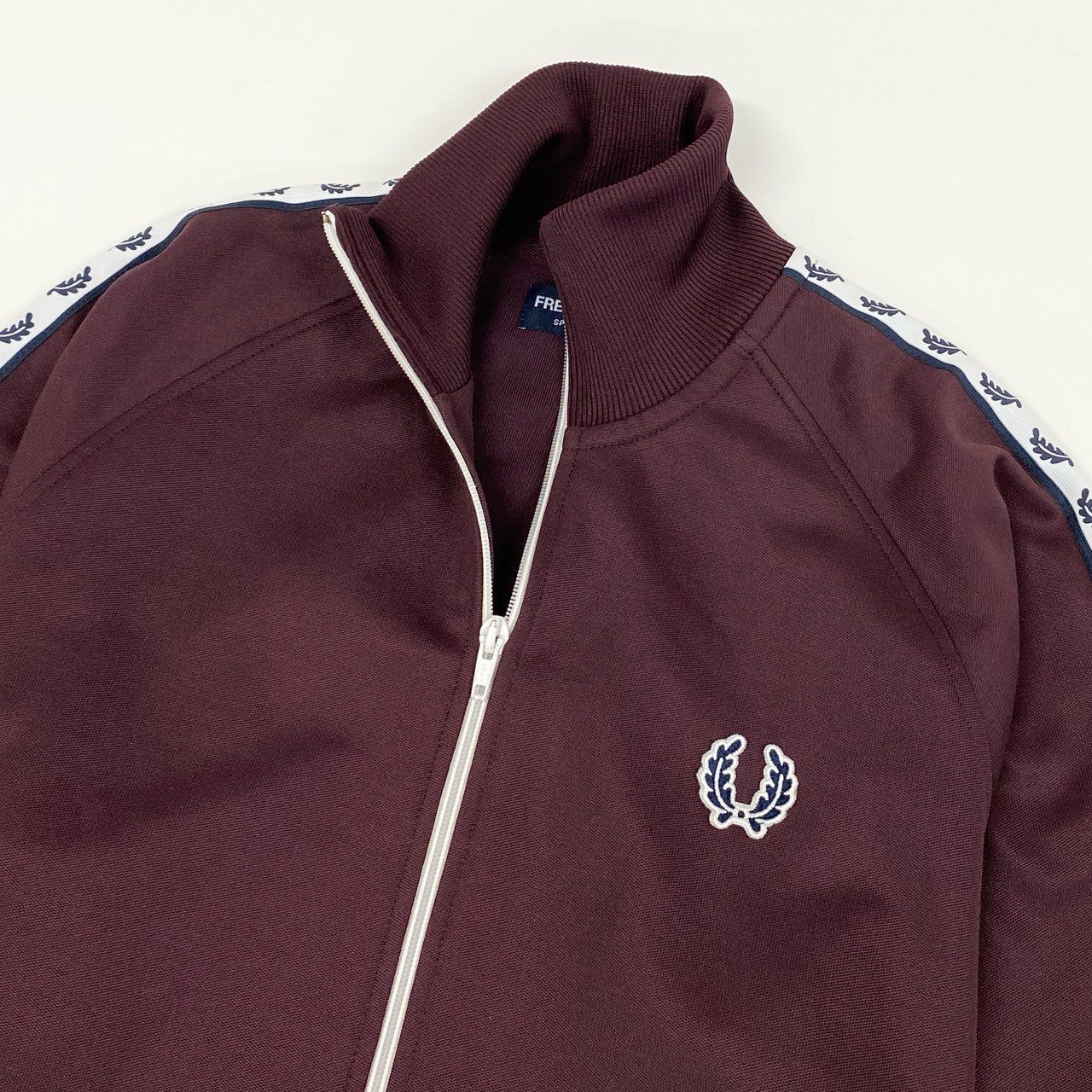 68g24 FRED PERRY フレッドペリー サイドライン トラック