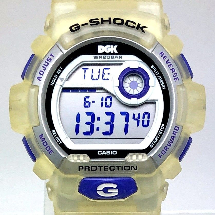 G-SHOCK 腕時計 ホワイト/パープル G-SHOCK GA-110WS-7AJF ホワイト
