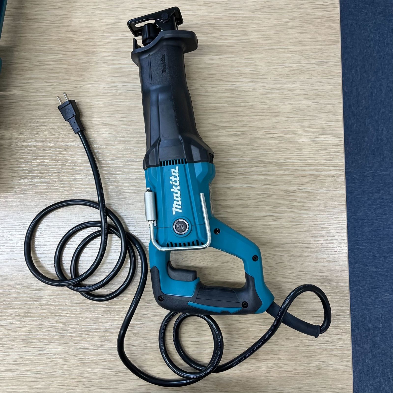 中古美品】 makita マキタ レシプロソー JR3051T ブルー - メルカリ