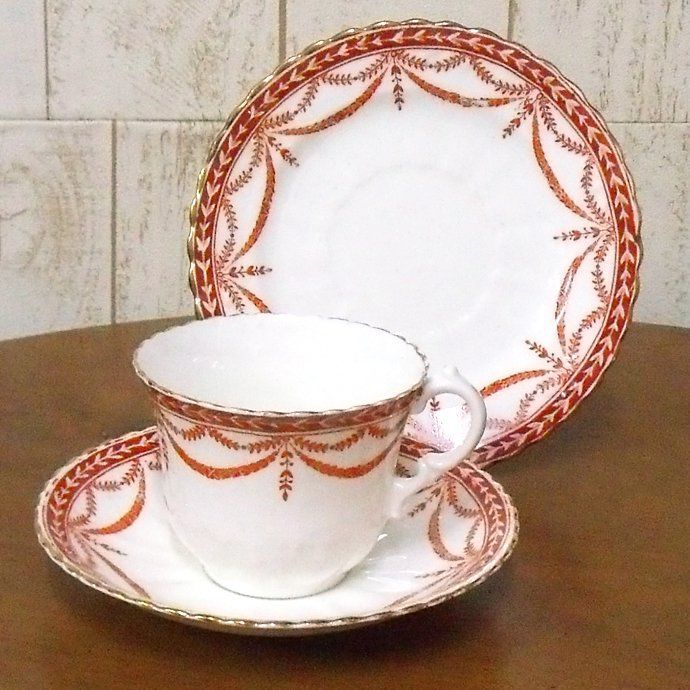 アンティーク 食器 トリオ ティーカップ＆ソーサー メーカー不明