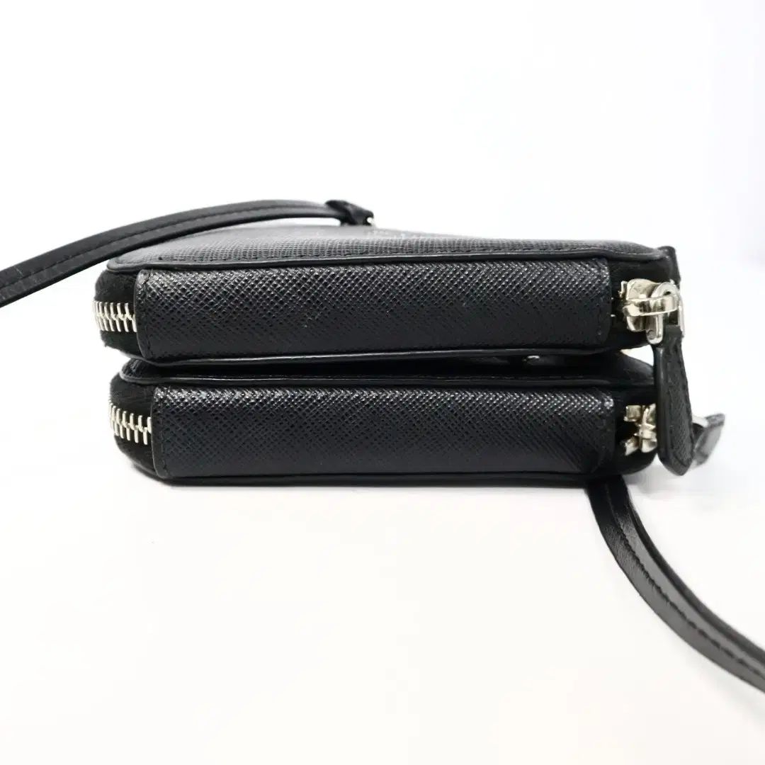 PRADA プラダ サフィアーノ トライアングルロゴ トライアングルバッグ 女性 レディース クロスバッグ DECORATOM_COM_BR