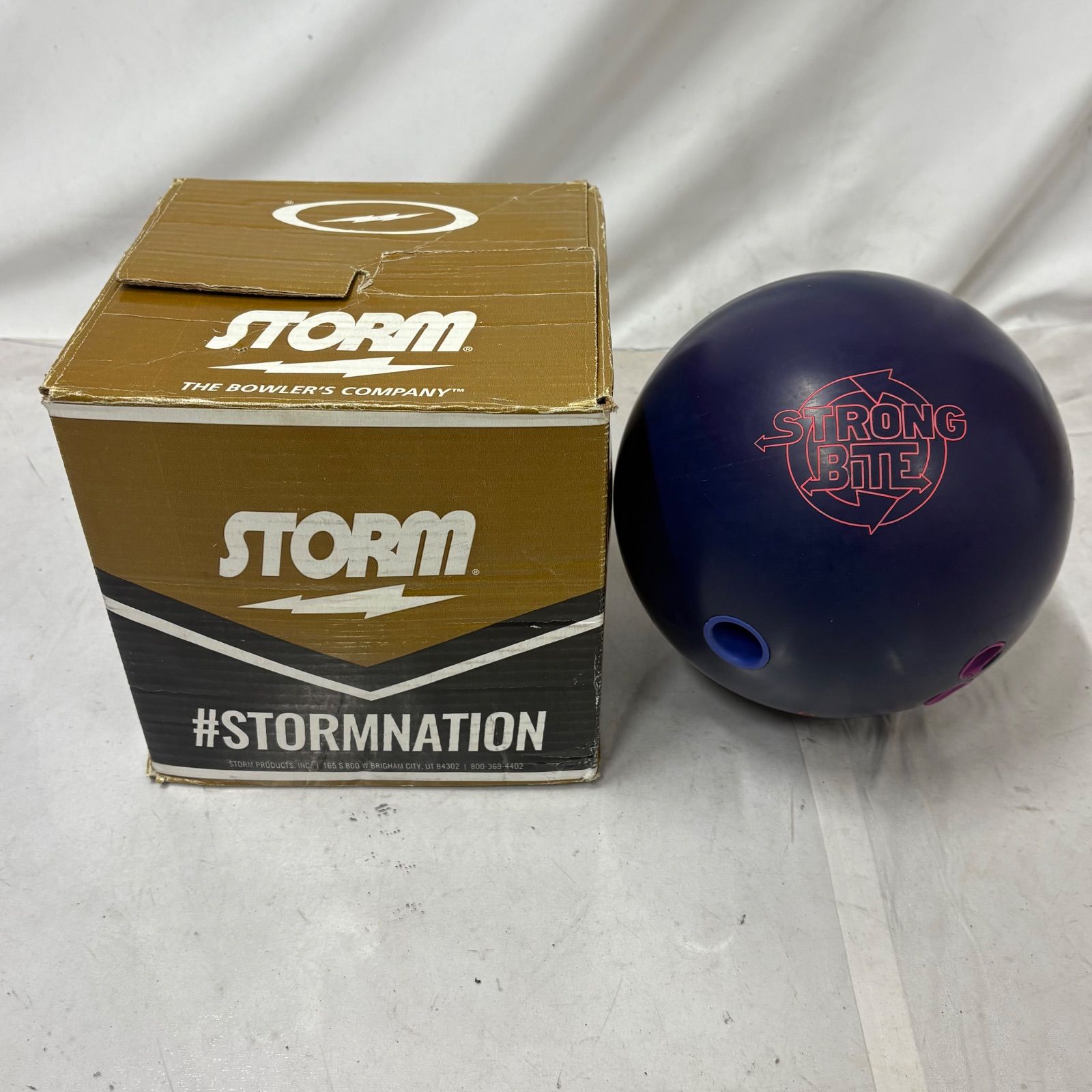 送料込み【新品】ストロング・バイト・ツアー　ストーム　15ポンド3オンス 1 STRONG BITE TOUR - ハイスポーツ社 ：信頼のボウリング用品販売