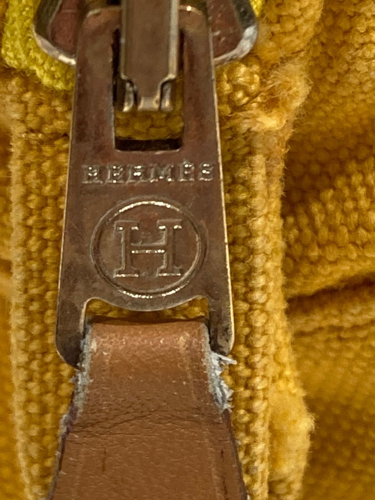 HERMES　エルメス　ポーチ　キャンバス　イエロー フランス製 HERMES エルメス ボリード ポーチ キャンバス地 イエロー - メルカリ