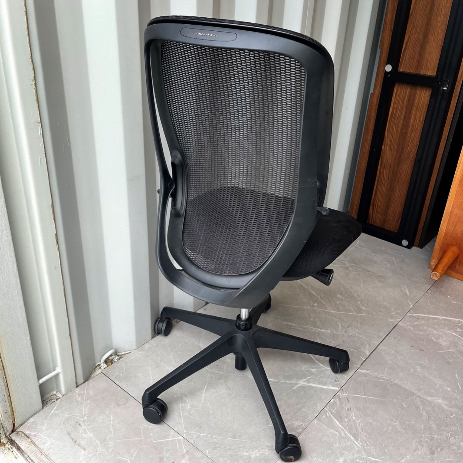 オカムラ シルフィー ハイバックブラックメッシュオフィスチェア MARWIL-DEMENAGEMENTS_CH