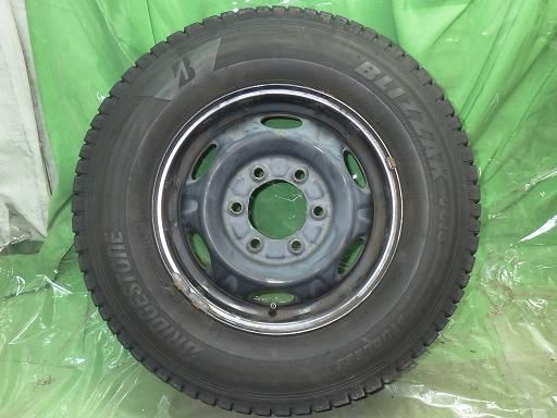 日産 NV350キャラバン 純正スチール ブリザック VL1 195/80R15 バリ溝