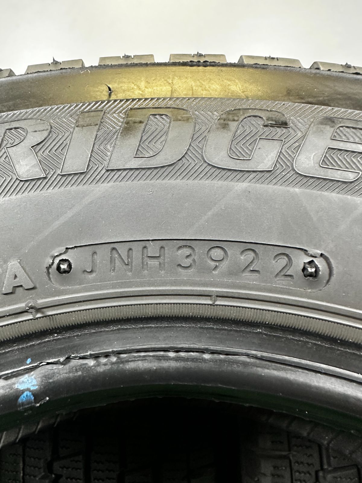 145 80R12 LT ブリヂストン W300 製 4本 冬タイヤ スタッドレス TA400 FFCRYSTALESIA_COM