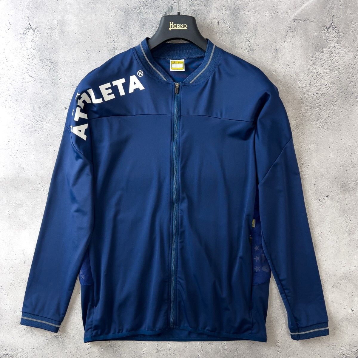 ATHLETA - アスレタ ATHLETA ストレッチ ジャージ 上 L 紺 トラックジャケット 未使用級 アスレタ ATHLETA ストレッチ ジャージ 上 L メンズ 紺