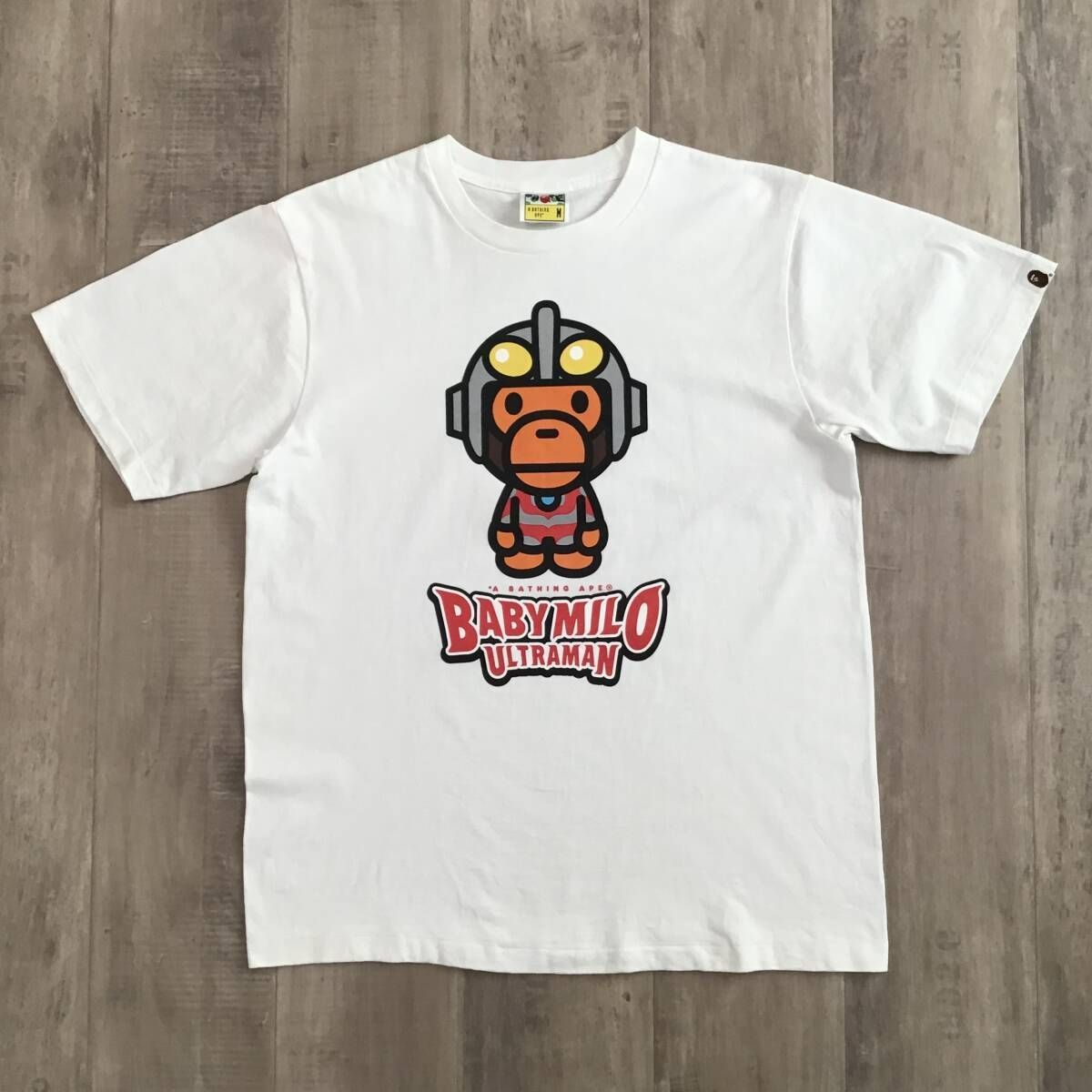 ☆激レア☆ ウルトラマン × BAPE マイロ Tシャツ Mサイズ a bathing 