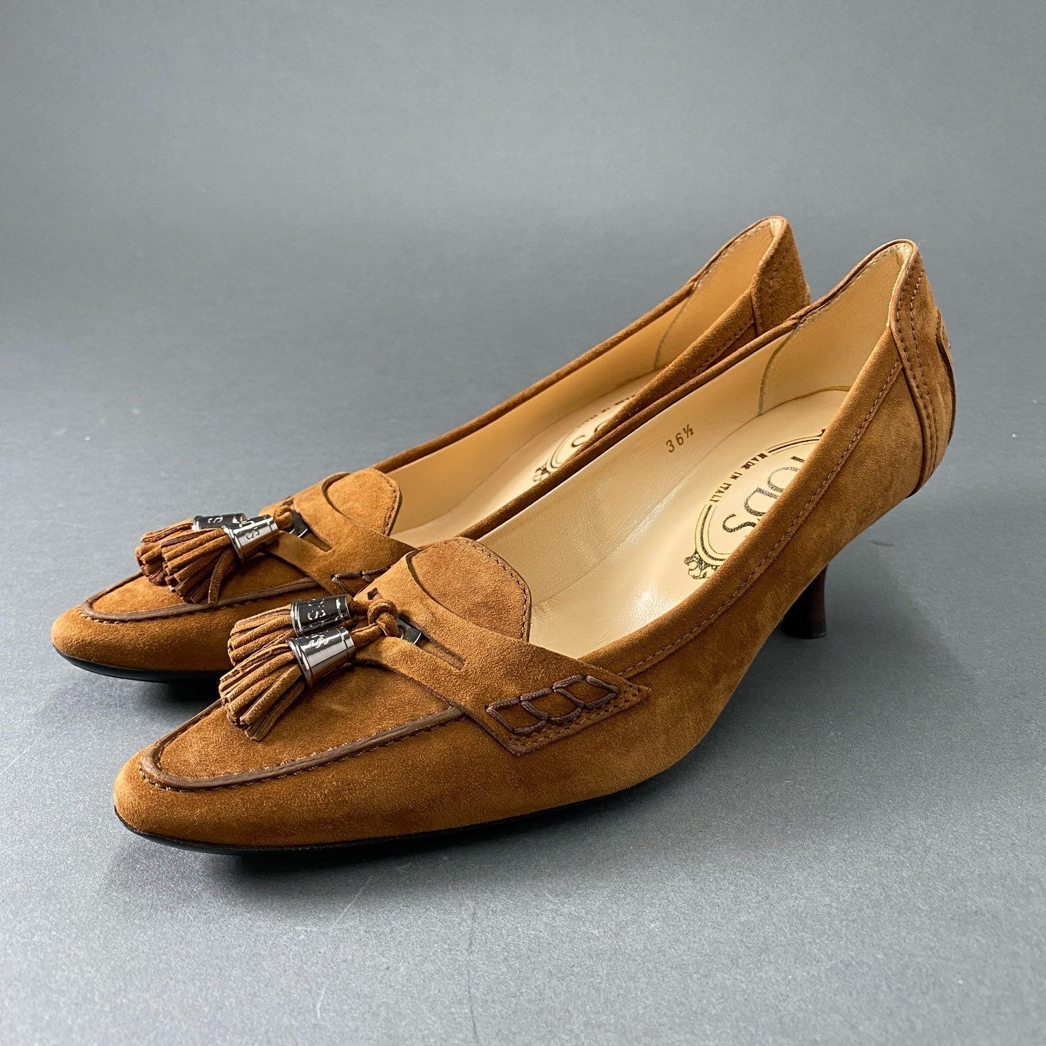 TOD'S トッズ ロゴメタル フリンジ タッセル ドライビングシューズ モカシン 18春夏 ホワイト 38 24cm TOD\u0027S ローファー T タイムレス フリンジ レディース 靴 | フリマアプリ ラクマ