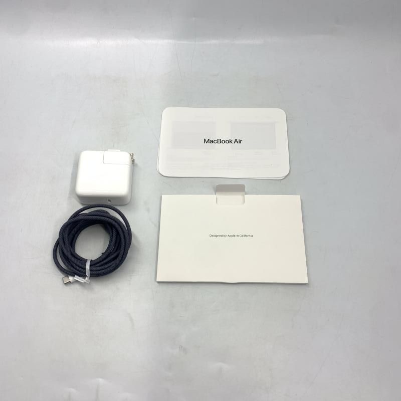 Apple MacBook