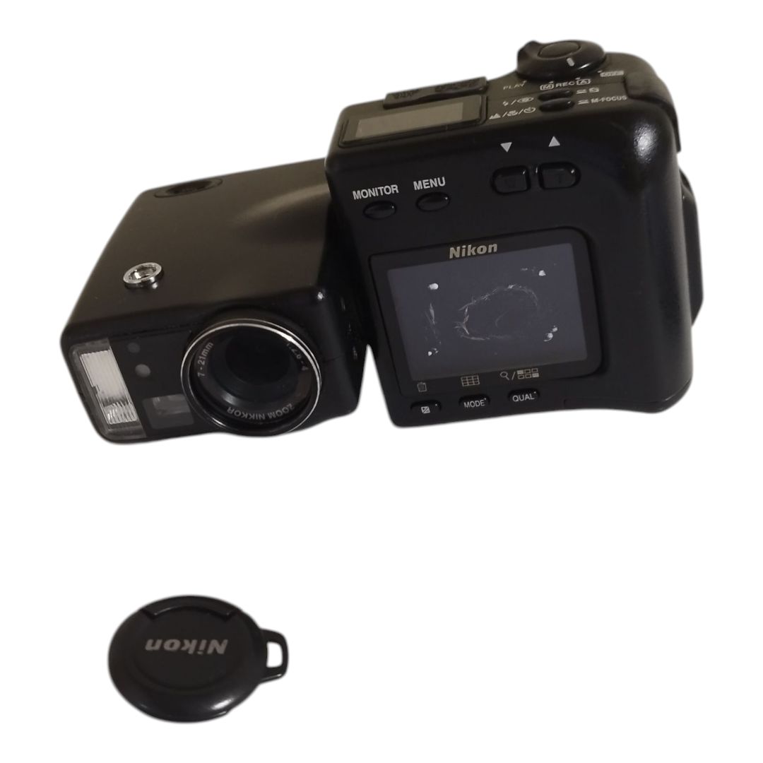 Nikon COOLPIX 950 ジャンク品 - メルカリ