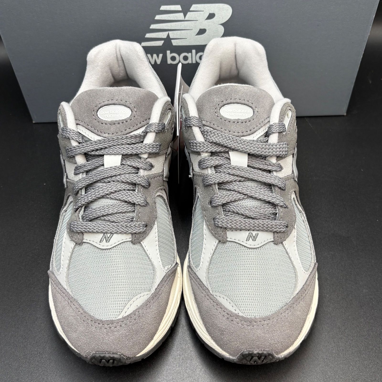 新品 23.5cm New Balance 2002R 