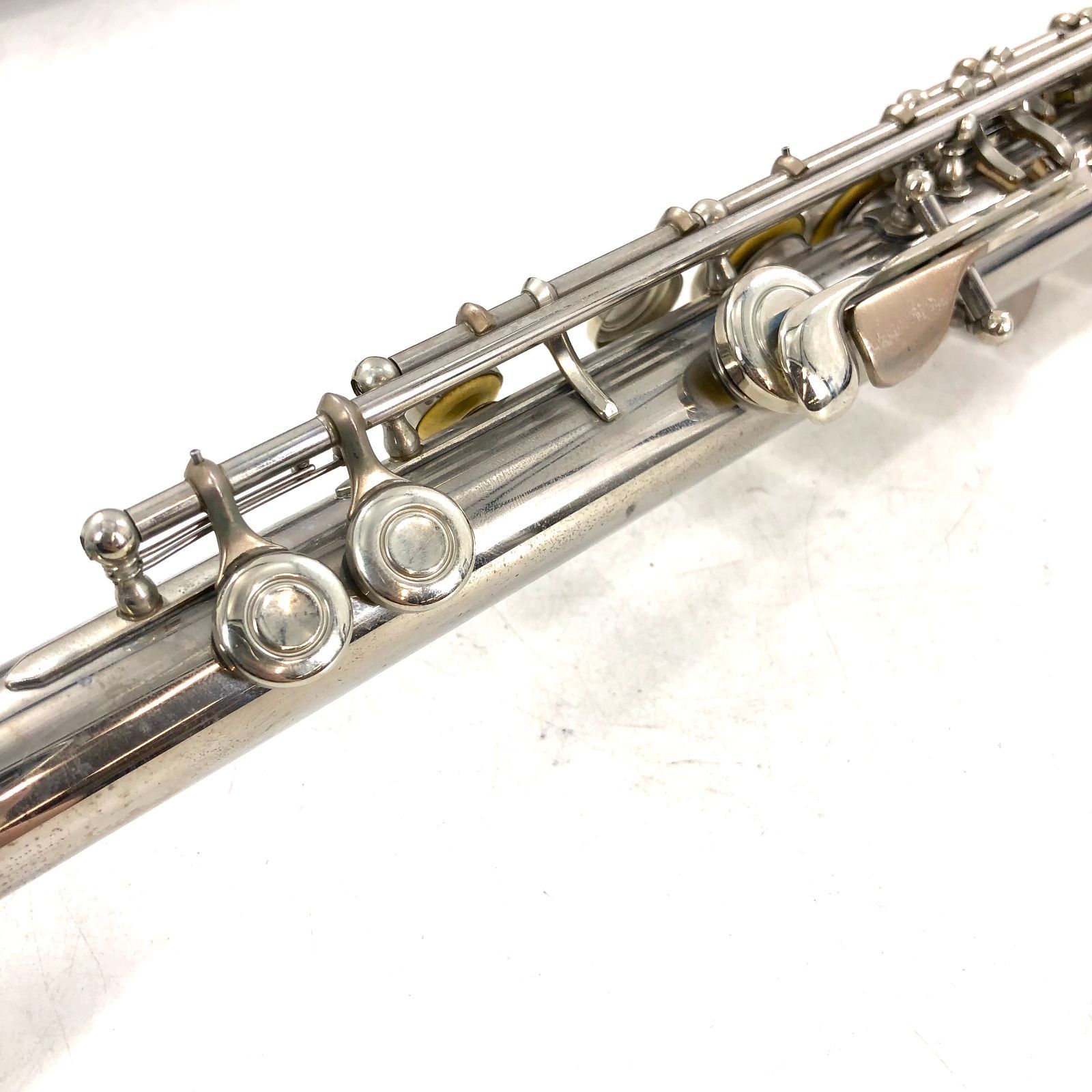 ★YAMAHA ヤマハ フルート YFL-211 ハードケース付属 シルバー☆ YAMAHA ヤマハ フルート YFL-211 シルバーカラー ハードケース