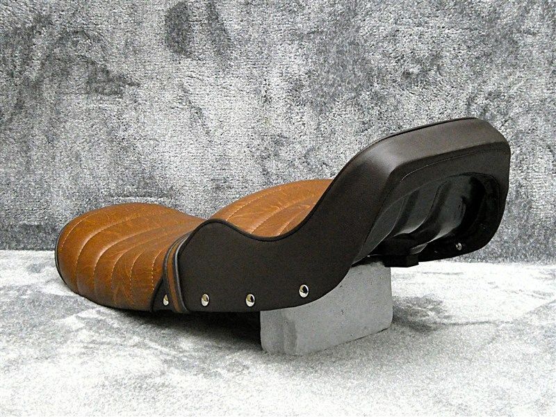 GS400鋲打ち 茶皮