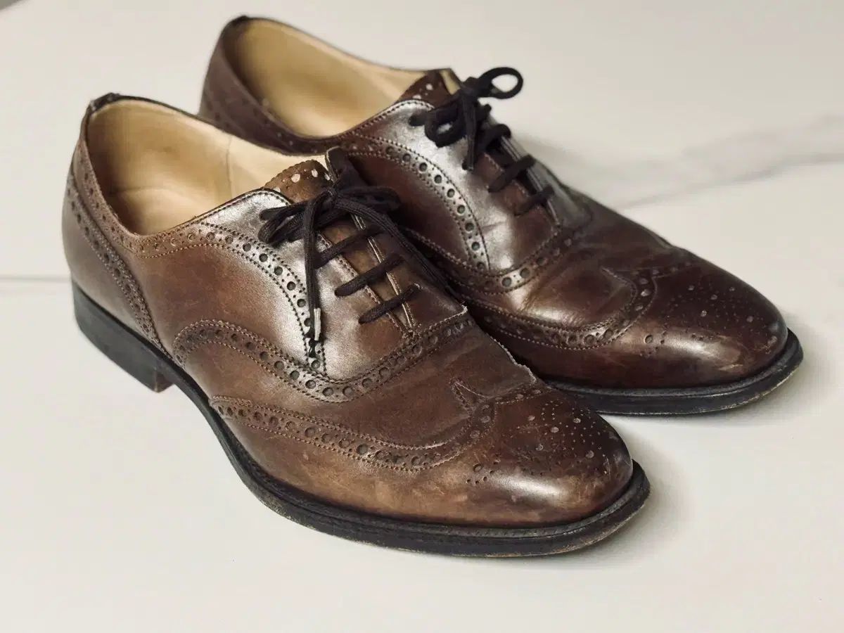 オーソドックスな Church s チャーチ Chetwynd Brown 麦汁 ブログ オックスフォード 素朴な