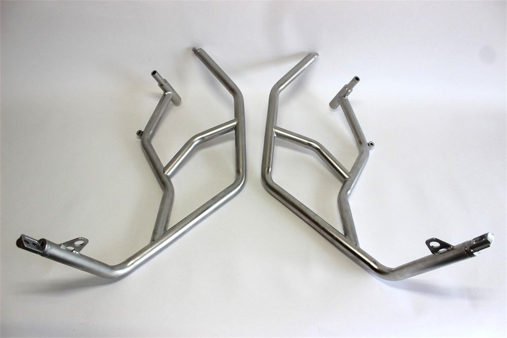 BMW用 S1000XR 2025 以降 ステンレス アッパー エンジンガード 銀