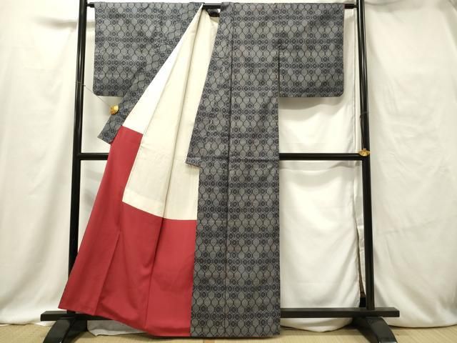 平和屋着物○本場大島紬 7マルキ 亀甲風景花文 正絹 逸品 未使用