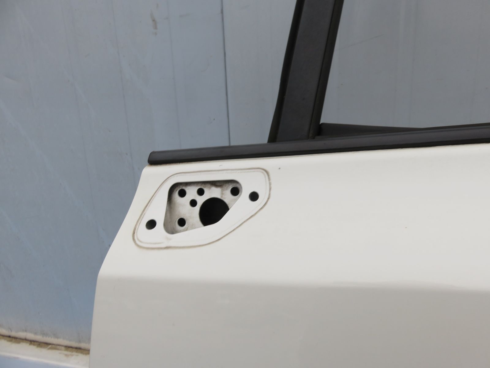 SFC2825 プリウスα ZVW40W ZVW41W 純正 左フロントドア 助手席 左前ドア PWスイッチ 内張り付 070 パールホワイト