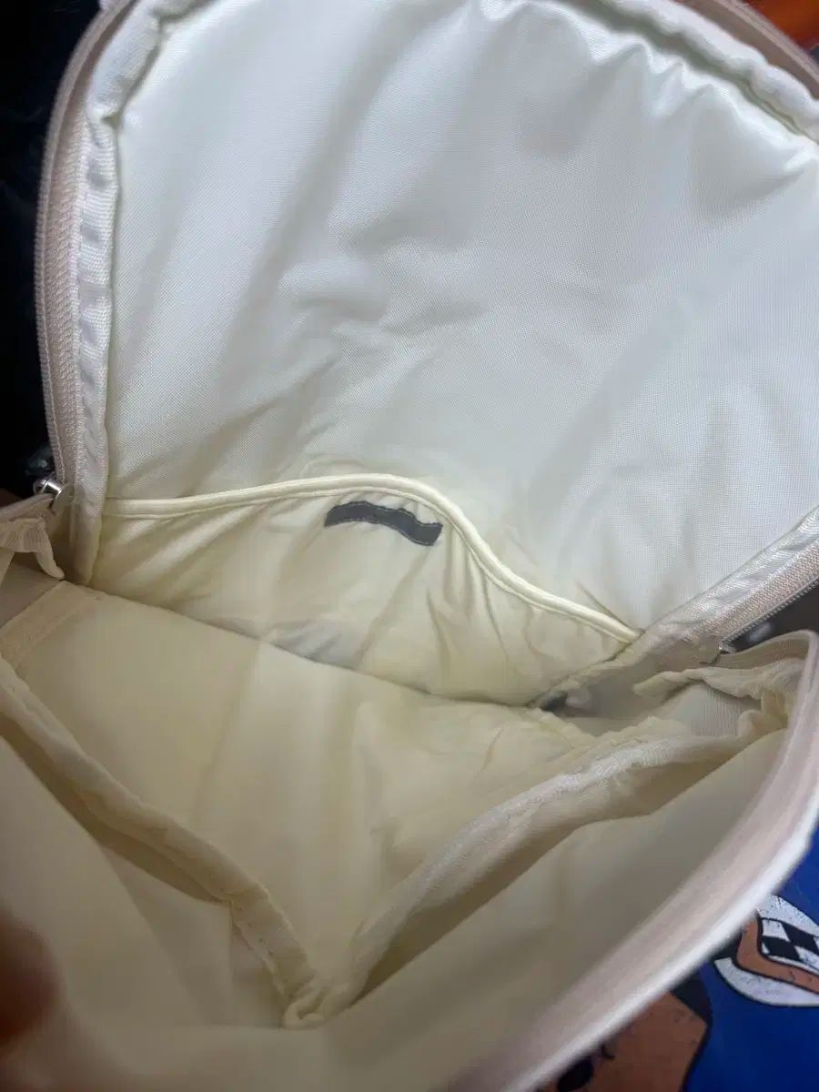 バックパック ブルーアイボリー