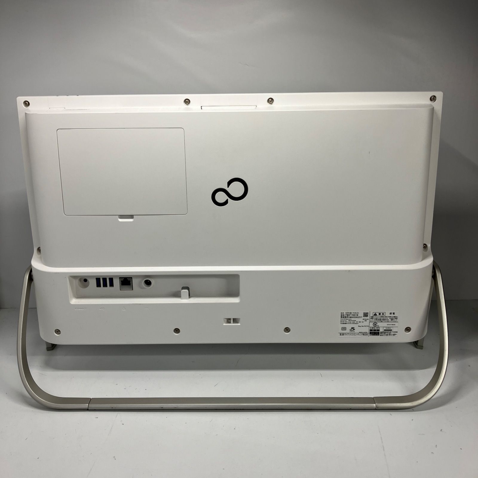 可 FUJITSU