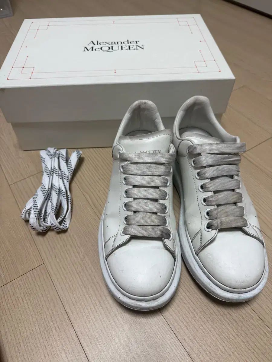 アレクサンダー alexander mcqueen(アレキサンダーマックイーン アレクサンダー alexander mcqueen(アレキサンダーマックイーン
