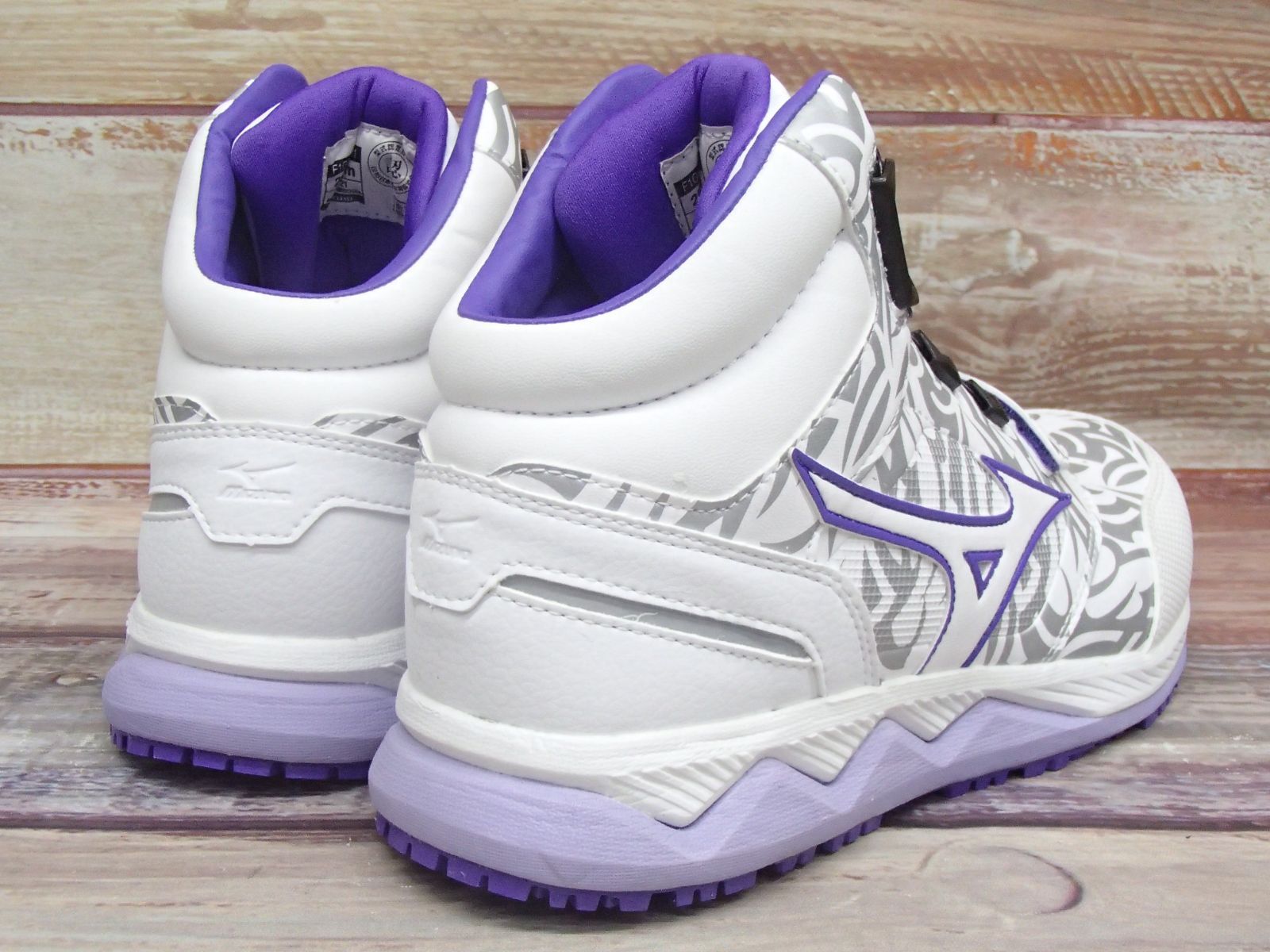 ミズノHW51M BOA ダイヤル式 安全靴 25㎝ 221020W011 - メルカリ アシックス HW51M BOA パープル× 限定モデル！安全靴ミズノオールマイティHW51M BOAダイヤル式