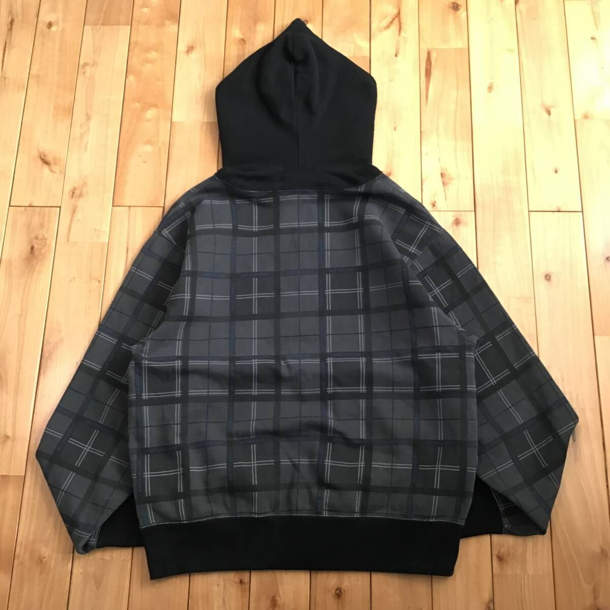 BAPE LOGO チェック フルジップ パーカー Mサイズ グレー a