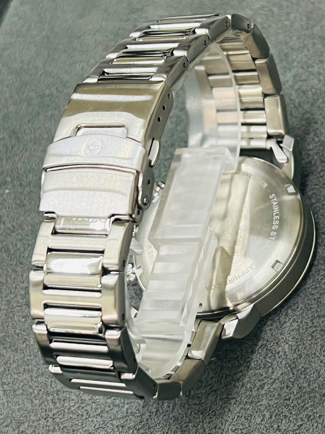 【電池交換済】WENGER ウェンガー ATTITUDE CHRONO 腕時計 01.1543.102