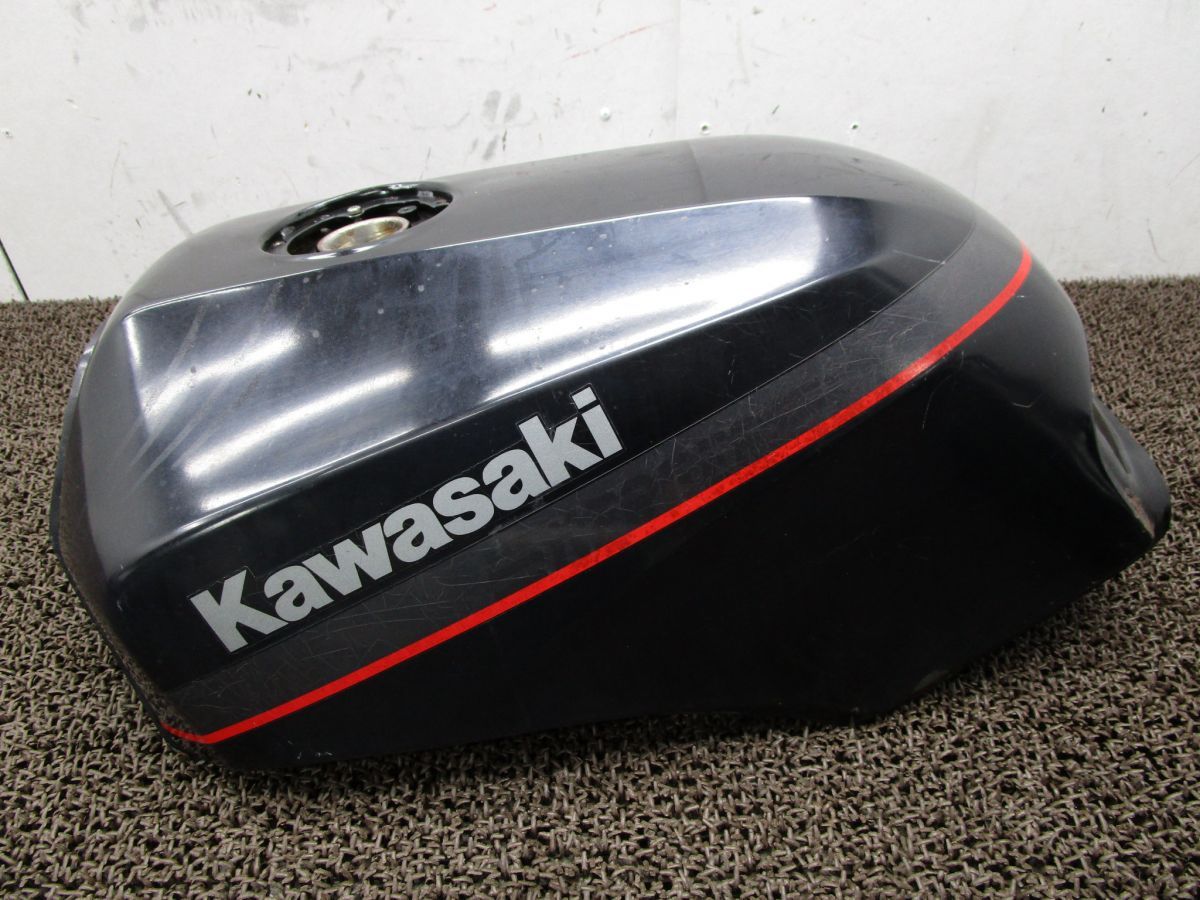 用品の種類タンクカワサキ GPZ900R ニンジャ 純正 ガソリンタンク - パーツ