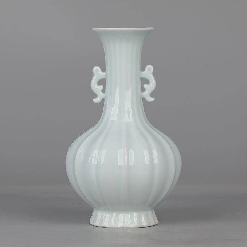 宋湖田窯影青釉瓜稜双耳瓶 景徳鎮 陶磁器 装飾品 現代工芸品美術品 置物 宋湖田窯影青釉瓜稜双耳瓶 景徳鎮 陶磁器 装飾品 現代工芸品美術