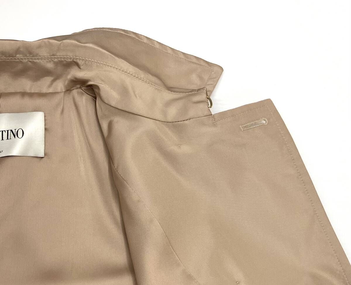 VALENTINO　ヴァレンティノ　ナイロンハーフコート　ベージュ　美品 VALENTINO ヴァレンティノ トレンチ コート ピンクベージュ BB336155