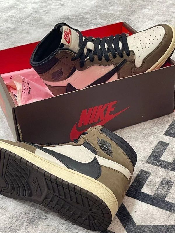 Travis Scott × Nike Air Jordan 1 High#0 - メルカリ