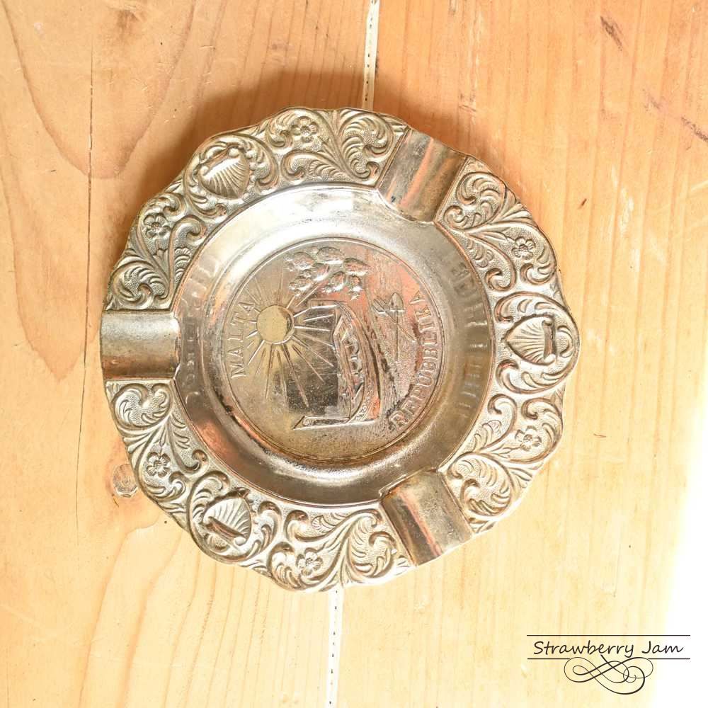 L3710-213 送料込！ 英国アンティーク アッシュトレイ タバコ皿 L3710-213 送料込！ 英国アンティーク アッシュトレイ タバコ皿