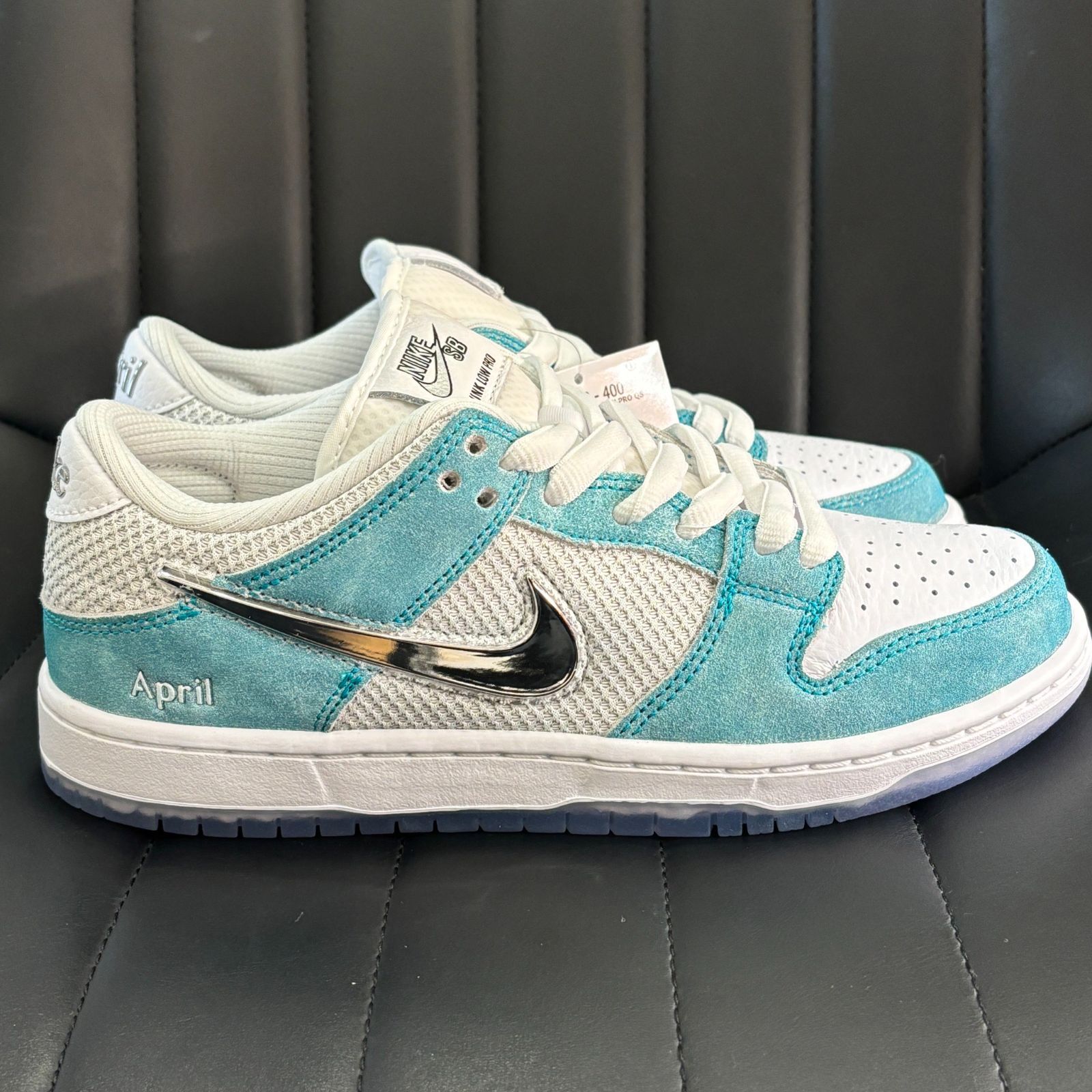 ΩNA3941 新品未使用! NIKE SB DUNK LOW PRO QS ×APRIL SKATEBOARDS 