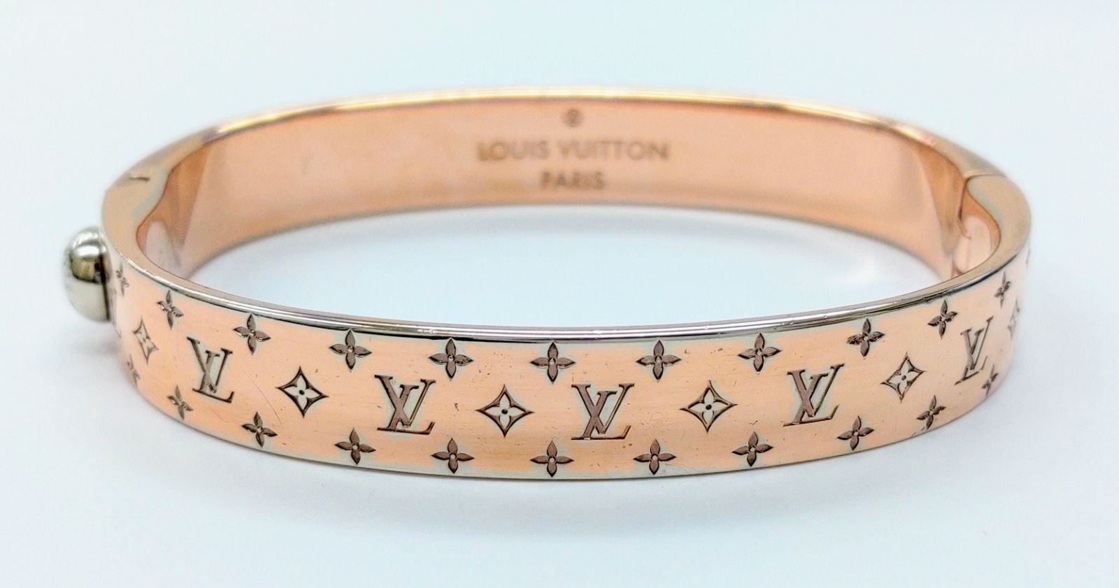 LOUIS VUITTON ルイ・ヴィトン カフ・ナノグラム バングル