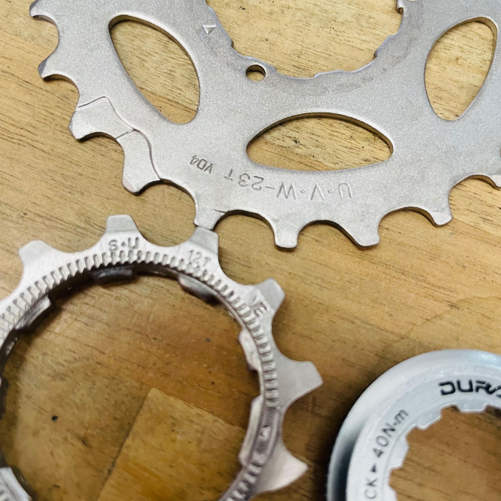 DURA-ACE 8s カセット スプロケット CS-7401 12-23T デュラエース