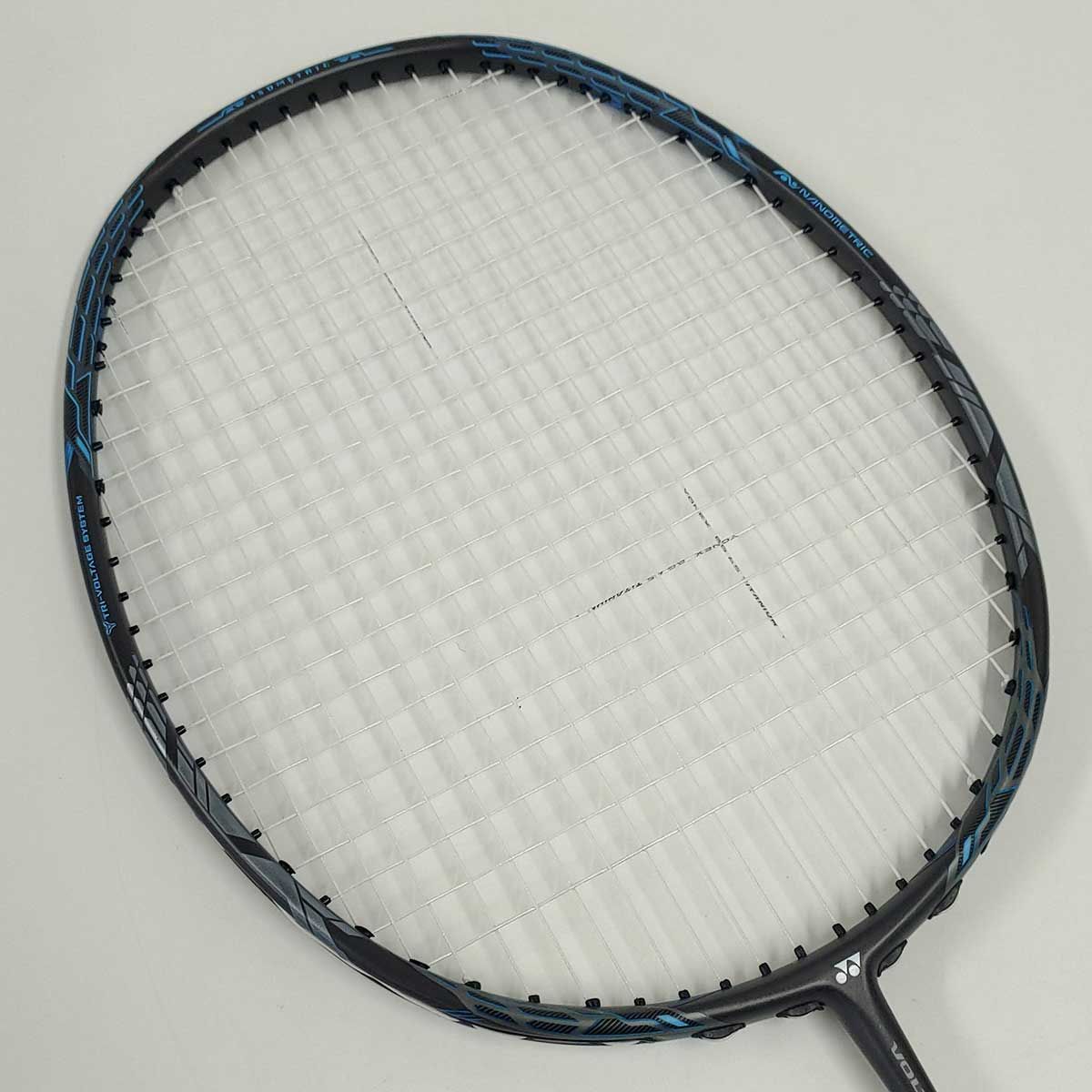 YONEX、ボルトリックZフォース2.4UG5． キズ少.-