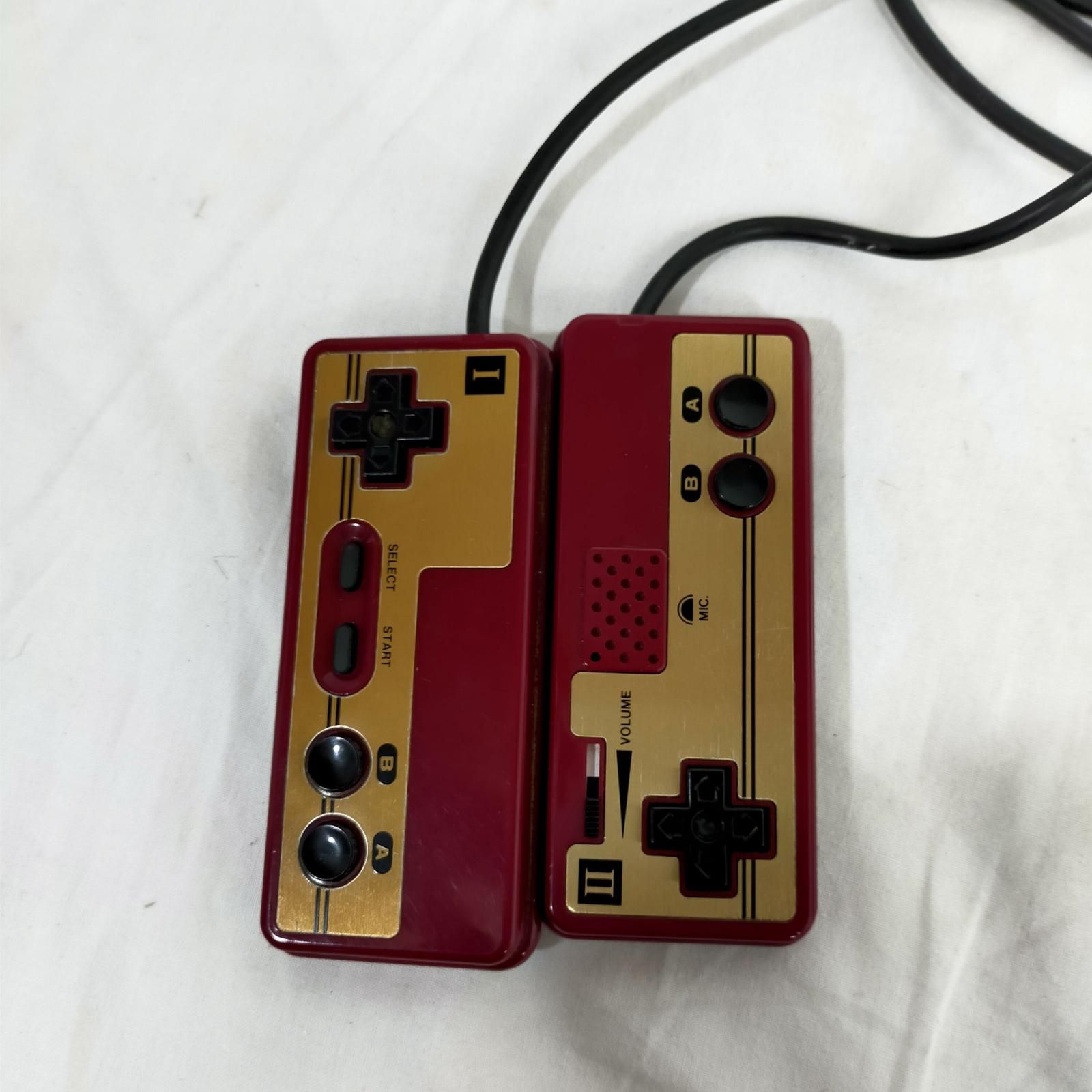 任天堂 ゲーム機本体 ファミリーコンピュータ おまけFCソフト [ ベース 