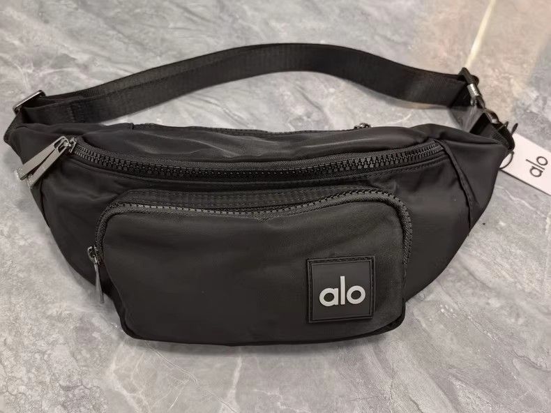 新品未使用-6色選択可能】Alo Yoga アロヨガ ウエストバッグ