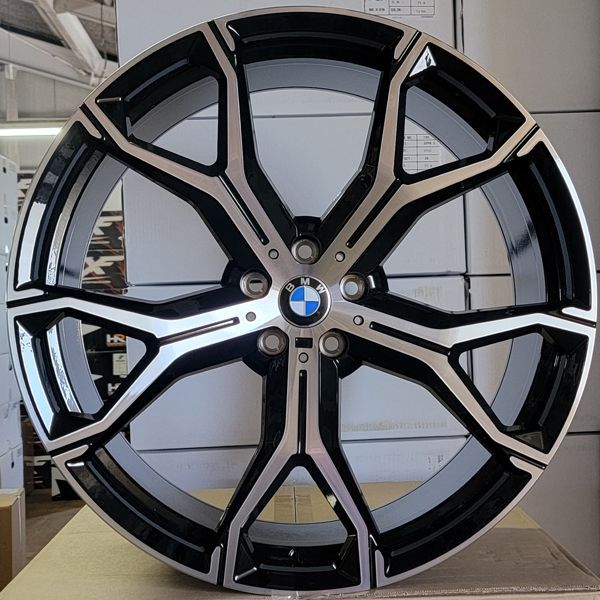 BMWーＸ5Ｘ7   22インチホイール BMWーX5X7 22インチホイール