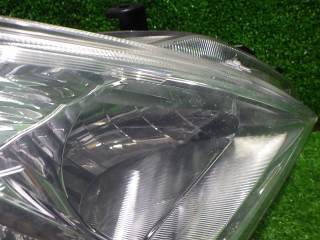 ヘッドライト左右 ハロゲン