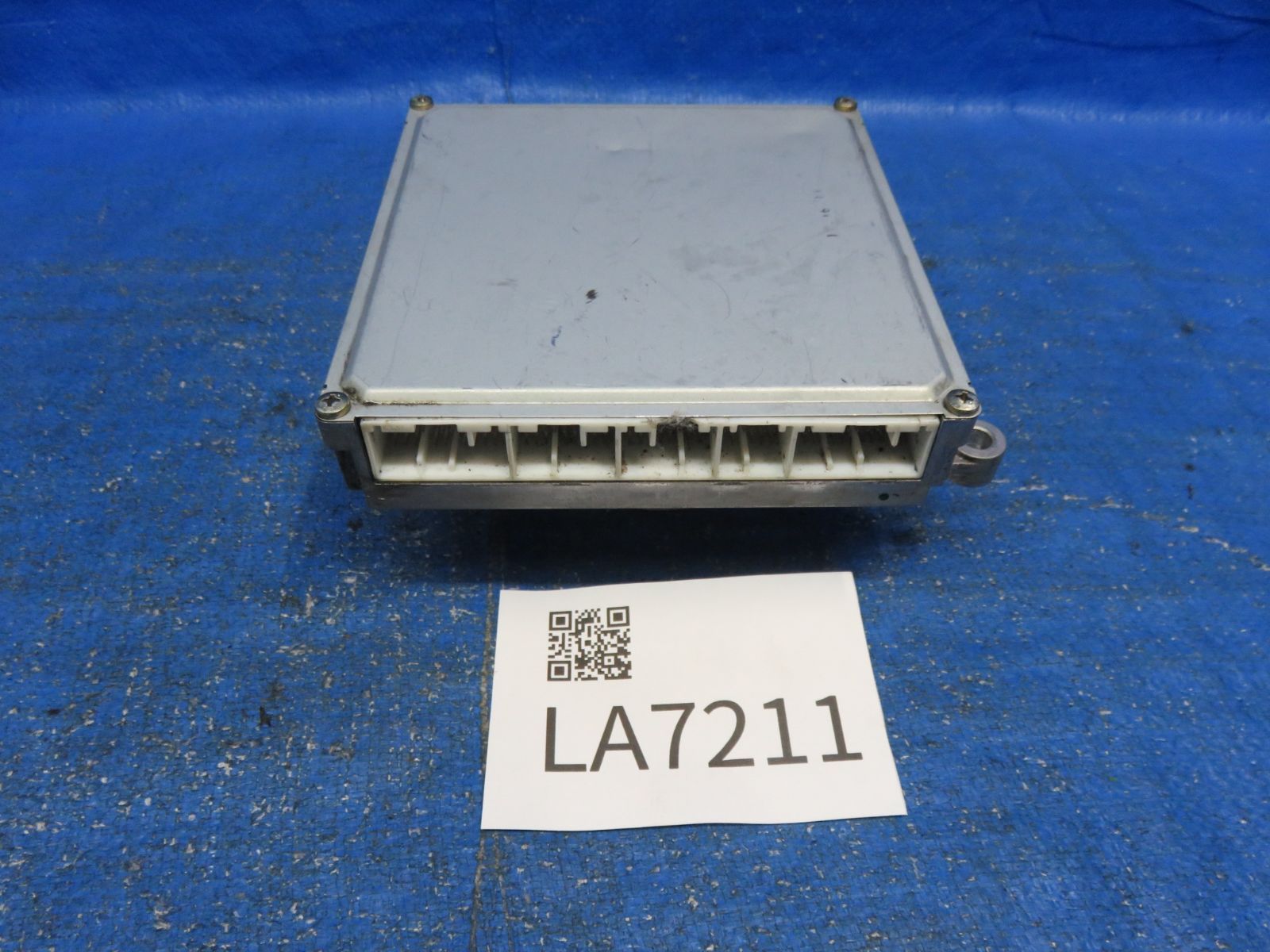 LA7211 ホンダ ステップワゴン RF7 エンジンコンピュータ エンジンコントロールユニット 純正 37820-PPF-902 稼働車外し