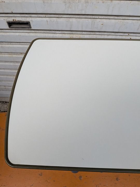 送料無料 一部地域を除く 天板キズあり パラマウント介護用ベッドサイドテーブル F1920 KM-25-1002-06