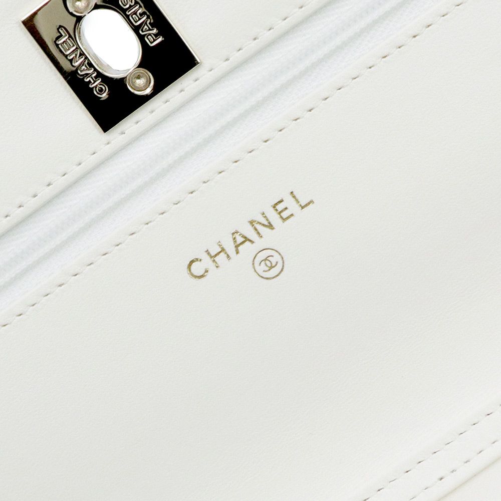 シャネル マトラッセ チェーンウォレット 財布 ショルダーバッグ 斜め