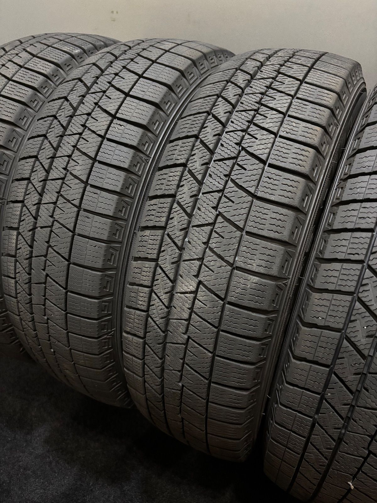 175 70R14 DUNLOP WINTER MAXX 03 20年製 スタッドレス 4本 ダンロップ ウィンターマックス WM03 アクア ヤリス フィット 3-K196