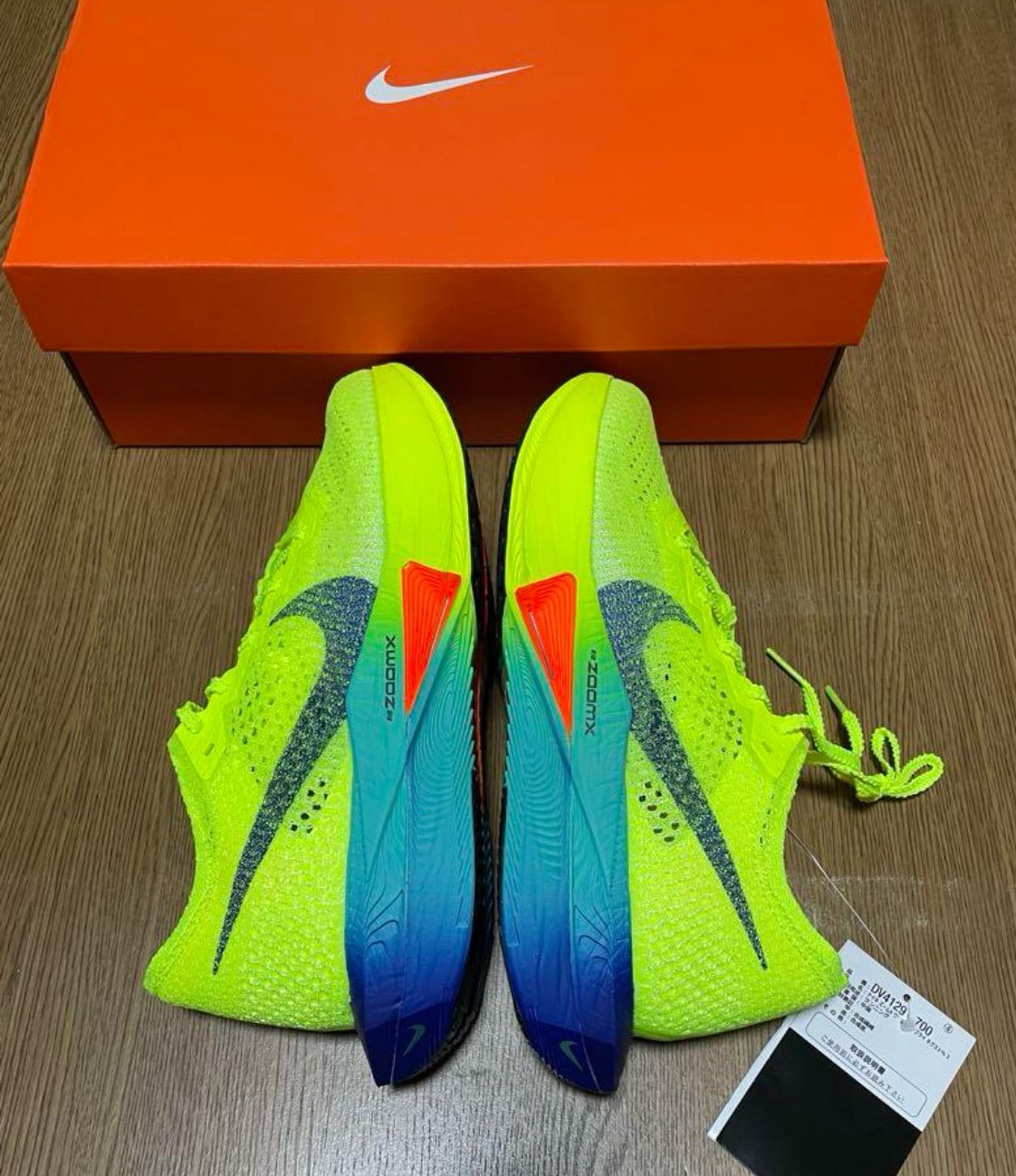26cm 新品 NIKE ヴェイパーフライ3 NEXT %3 ネクスト ボルト 26cm 新品 NIKE ヴェイパーフライ3 NEXT %3 ネクスト ボルト