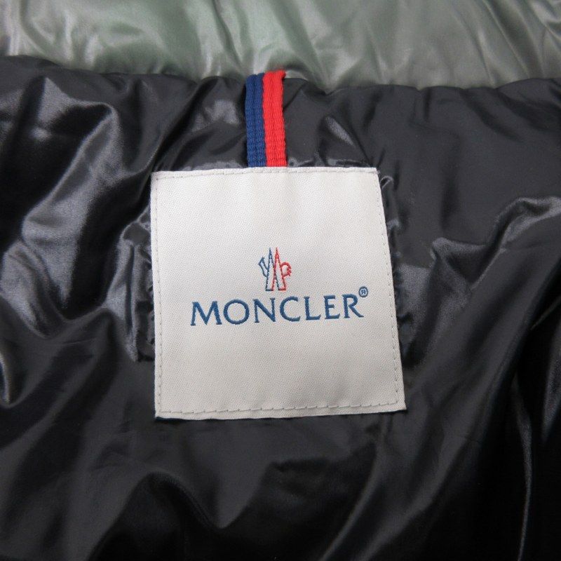 モンクレール MONCLER