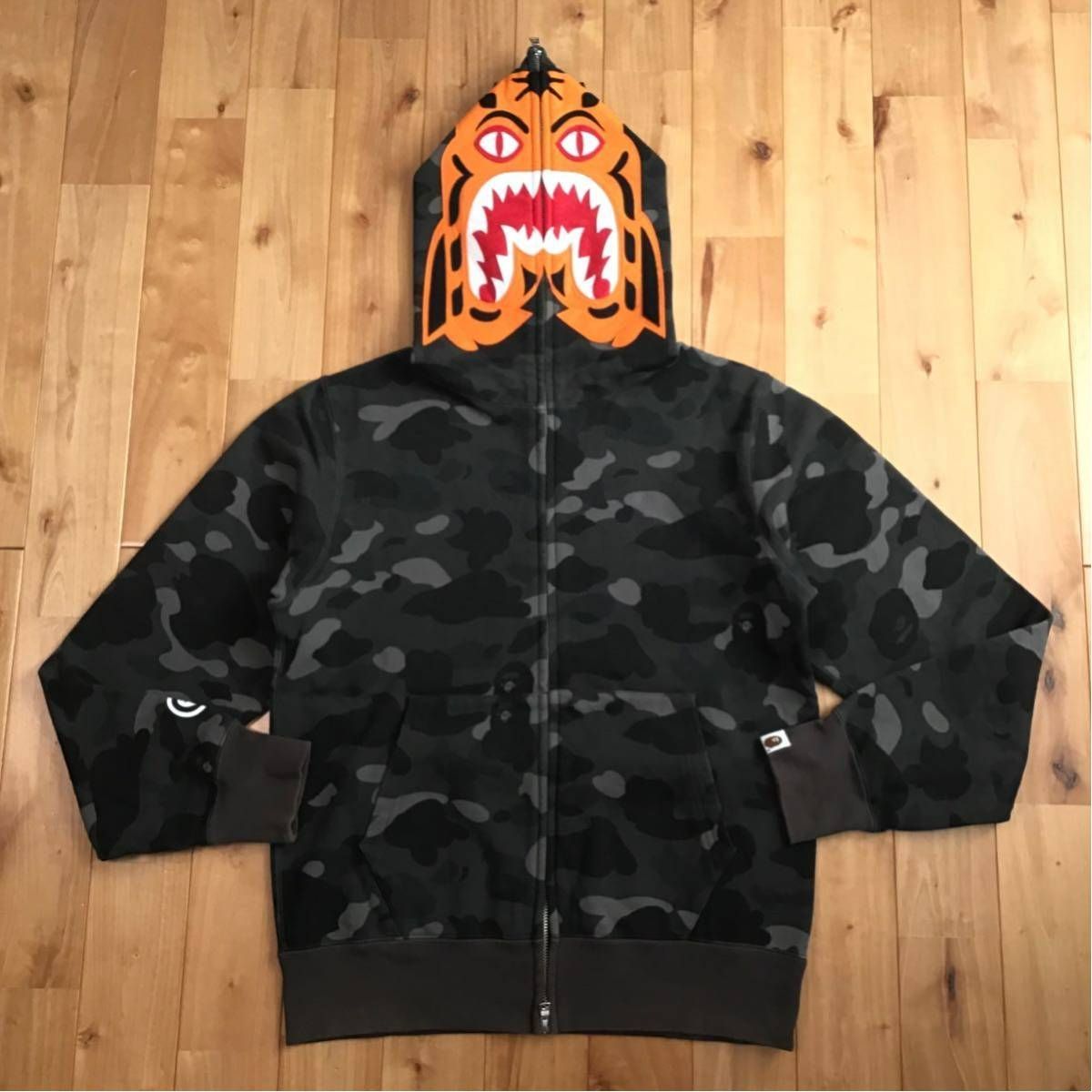 Black camo タイガー パーカー Mサイズ tiger full zip hoodie a bathing ape BAPE エイプ ベイプ  アベイシングエイプ 迷彩